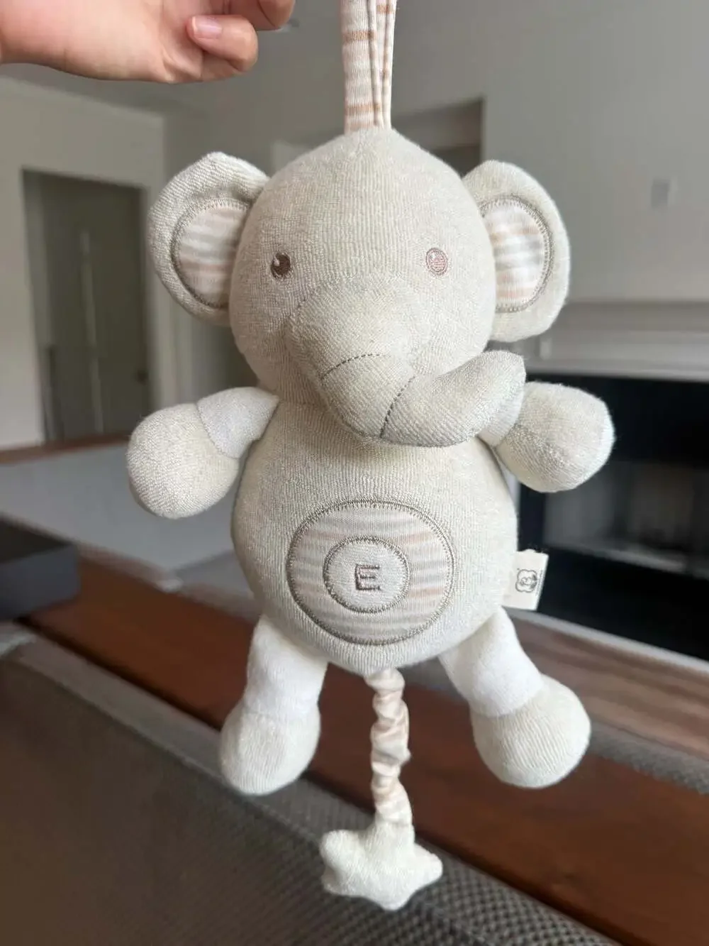Kakiblin Organic Cotton Elephant Stroller Hanging Wind Chime Toy